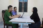 Hất 2 xô chất bẩn vào cửa hàng quần áo, Võ Thị Hằng SN 1973 bị khởi tố