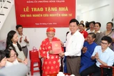 TPHCM tặng căn hộ cho nhà nghiên cứu Nguyễn Đình Tư