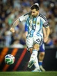 Áp sát Ronaldo, Messi nâng tổng số bàn thắng sự nghiệp lên con số 912 kinh ngạc trước World Cup