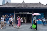 Vỡ mộng với chốn phồn hoa đô thị, giới trẻ Trung Quốc đổ xô tới ‘thành phố hạnh phúc nhất đất nước’ lập nghiệp: “Mức lương ở đây đủ để mua bất cứ thứ gì tôi muốn”