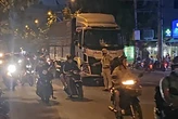 TP HCM: Tai nạn nghiêm trọng ở quận 12 tối nay