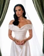 HOT nhất sáng đầu tuần: Demi Lovato "đánh úp" lên xe hoa với bạn trai ca sĩ, loạt ảnh cưới đẹp tựa poster phim gây sốt
