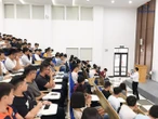 1 ngành học năm ngoái có điểm chuẩn "đỉnh nóc kịch trần": Năm nay có thể giảm nhẹ, thí sinh tỉnh táo khi chọn thi, đừng chạy theo xu hướng