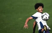 Con trai Ronaldo liệu có thể đạt đến đẳng cấp của bố?