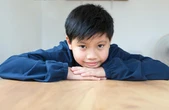 4 hành vi của con khiến cha mẹ "không ưng" thực chất lại là dấu hiệu trí thông minh vượt trội: Đừng vội mắng con nhé!
