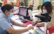 Người phụ nữ gửi tiết kiệm 43 tỷ đồng, ăn trưa xong tài khoản còn 0 đồng, ngân hàng giải thích: Đây chỉ là khấu trừ bình thường