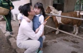 Sao nam "Lật mặt 8" đưa con gái cực xinh tham gia "Bố ơi", chỉ 1 chi tiết đã khiến triệu người tan chảy