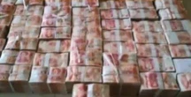 Sửa nhà, người đàn ông sốc nặng khi phát hiện 277 tỷ đồng tiền mặt