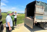 Phát hiện hơn 1 tấn nội tạng hôi thối, không rõ nguồn góc trên xe tải ở Hà Tĩnh