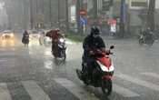 Sáng nay TP HCM có mưa to, thời tiết trong ngày diễn biến ra sao?