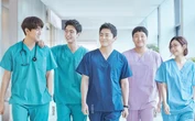 Phim Hàn chiếu 5 năm vẫn tăng 497% lượt xem, kịch bản 100 điểm xứng đáng là "sách giáo khoa chữa lành"