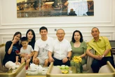 Cầu thủ nổi tiếng từng gây sốt khi xây nhà lầu 10 tỷ tặng bố mẹ, giờ tậu thêm biệt thự hạng sang cho vợ