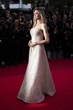 Angelina Jolie mặc chiếc váy có mức giá không tưởng trên thảm đỏ LHP Cannes 2025