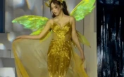 Hoa hậu Thanh Thuỷ có pha xử lý "thót tim" khi bất ngờ chao đảo, té ngã trên bậc thang sàn catwalk