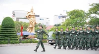 Những “bông hồng thép” tại lễ diễu hành ở Hải Phòng: Ngất xong tỉnh lại tập tiếp
