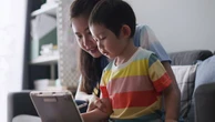 Bà mẹ ở TP.HCM khoe con xếp hạng nhất, nhiều phụ huynh chỉ ra 1 điểm cực vô lý: Vô tư hay cố ý thổi phồng?