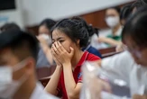 "Con sắp thi lớp 10, cả nhà tôi như bị câm"