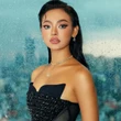 2 người đẹp "nhẵn mặt" showbiz trở lại thi Hoa hậu?