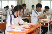 Học sinh đổ xô chọn Văn, Sử, Địa, bỏ bê Lý, Hóa, Sinh: Không hẳn thảm họa vì người chọn thi KHTN thực sự có năng lực, "ít mà tinh"?