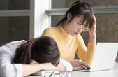 Vùi đầu học để lấy bằng giỏi, nhiều sinh viên vỡ mộng không xin được việc