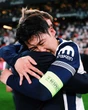 Son Heung-min khóc nức nở ngày vô địch Europa League, lùm xùm đời tư bị "đánh bay" chỉ sau 1 chiếc cúp