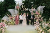 MC Thanh Bạch và những lần dự đám cưới với trang phục lấn át cả cô dâu
