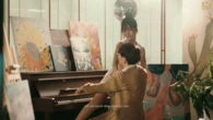 Nam ca sĩ Vpop giàu tới mức tiền đổ ào xuống chân, tung MV mới khiến thanh xuân bao thế hệ như ùa về