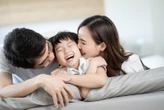 Muốn con lớn lên hiếu thảo, tương lai xán lạn, cha mẹ trung niên không thể quên: Có 4 NHỚ và 4 TRÁNH!