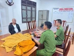 Giả danh nhà sư "làm phép, đuổi vong" để chiếm đoạt tài sản