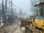 Không dám tin đây là bản Cát Cát: Lũ dữ cuồn cuộn "nuốt chửng" sự yên bình của ngôi làng đẹp nhất vùng Tây Bắc