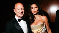 Vợ tỷ phú Jeff Bezos khoe dây chuyền kim cương 3 triệu USD tại tiệc từ thiện, vượt cả Kim Kardashian?