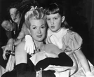 Vụ án chấn động Hollywood: Minh tinh màn bạc bị nghi giết tình nhân và để con gái 14 tuổi gánh tội
