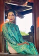 Nhan sắc tuổi 41 trẻ đẹp như đôi mươi của "nữ hoàng phim xưa Việt" yêu bạn trai kém 10 tuổi
