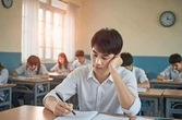 Thầy giáo nói thẳng: Cha mẹ có con thi đỗ CHUYÊN ANH hãy dẹp bỏ "hư vinh", xem con mình đang học gì ở các trường chuyên!