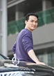 Nam nghệ sĩ tuyên bố rời showbiz về âm thầm làm đại gia, bất động sản trải từ Bắc vào Nam: U55 vẫn phong độ bên vợ đẹp kém 16 tuổi