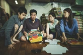 Nghiên cứu Harvard: "Muốn" con thất bại nhanh nhất, phụ huynh cứ làm 4 điều tưởng "thương con" này đi!