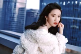 4 bản sao nổi tiếng của Lưu Diệc Phi: Người sinh con không danh phận, kẻ bị ghét nhất nhì showbiz