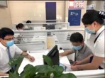 Biết chồng chuyển khoản cho lừa đảo, người phụ nữ vẫn mặc kệ, khẳng định “Anh ấy không có tiền đâu” nhưng công an báo tài khoản có 1,5 tỷ đồng