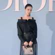 Jisoo đổ bộ Paris Fashion Week: Đẹp sang chảnh hết nấc, hội ngộ cả bạn trai Lisa và Anya Taylor-Joy