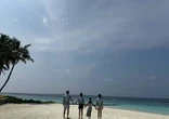 Quý tử nhà Đặng Siêu – Tôn Lệ: Sở hữu toàn nét đẹp của mẹ, mới 14 tuổi đã cao gần 1m80, hứa hẹn là mỹ nam thế hệ mới