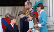 Bí mật bên trong Cung điện Buckingham: Các thành viên Hoàng gia Anh làm gì sau khi xuất hiện ở ban công?