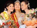 Phần thi ứng xử Hoa hậu Việt Nam 21 năm trước gây bão: Xinh còn học cực giỏi, tiếc là chị vẫn thua 1 người