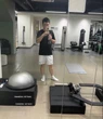 Hai thiếu gia nghìn tỷ nhà bầu Hiển đọ sắc vóc trong phòng gym, netizen gọi tên Đỗ Mỹ Linh vì cách chăm chồng