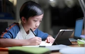 Nếu từ nhỏ con bạn đã có 4 phẩm chất này thì lớn lên, cuộc sống thành công: Đời có "xô" mấy cũng không gục!
