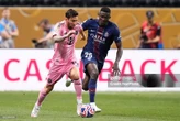 Inter Miami thảm bại trước PSG, Messi làm gì trong suốt trận đấu?