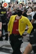 Chùm ảnh fan Việt viral ra MXH quốc tế: Bé áo hồng có kinh nghiệm đu G-Dragon từ năm 1 tuổi chiếm trọn spotlight!