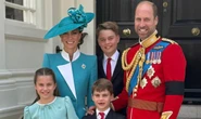 Gia đình Kate chia sẻ khoảnh khắc hậu lễ diễu binh mừng sinh nhật Vua Charles: Bức ảnh gây bão mạng vì quá đẹp!