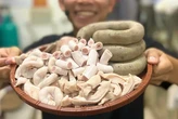 Xử phạt Lòng Chát Quán vì vi phạm ATTP sau vụ "lòng xe điếu"