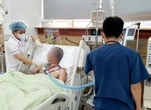 Sau khi ngậm cồn sát trùng chữa đau răng, người đàn ông chảy máu não, hôn mê