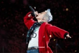 Cấp báo: Rất có thể hàng chục nghìn người sẽ cùng tắm mưa với G-Dragon tại SVĐ Mỹ Đình!